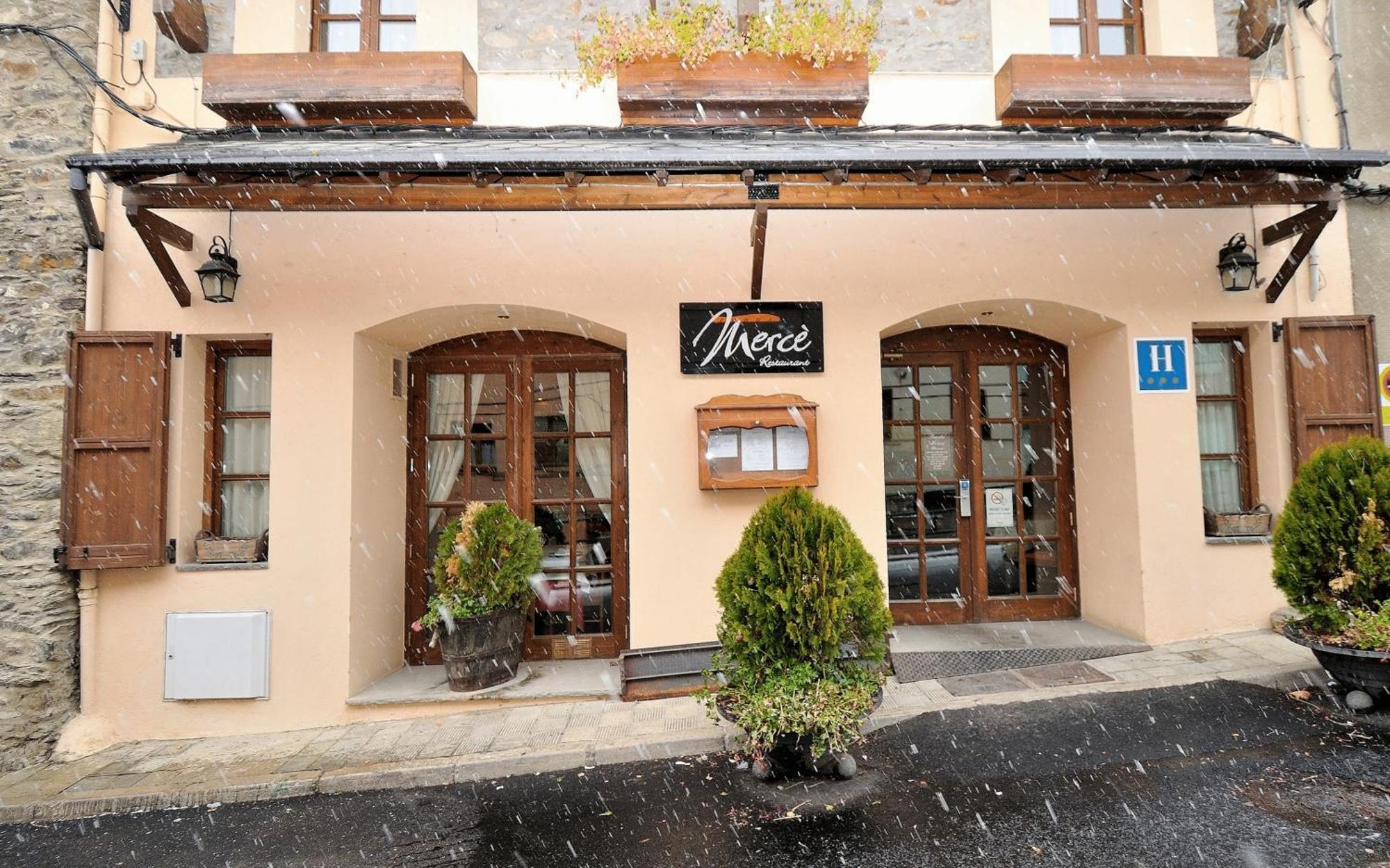 Hotel Fonda Merce Llivia Dış mekan fotoğraf