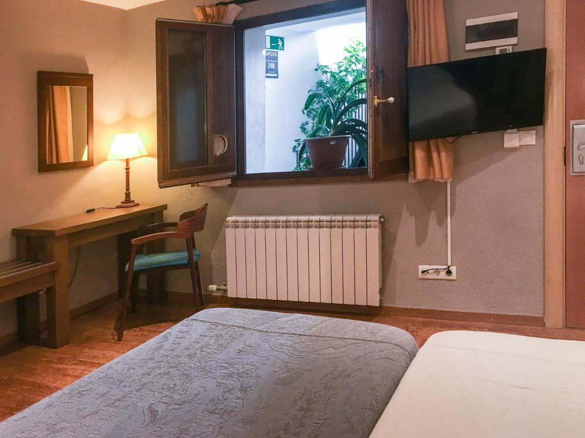 Hotel Fonda Merce Llivia Dış mekan fotoğraf