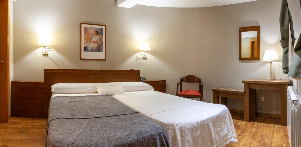 Hotel Fonda Merce Llivia Dış mekan fotoğraf